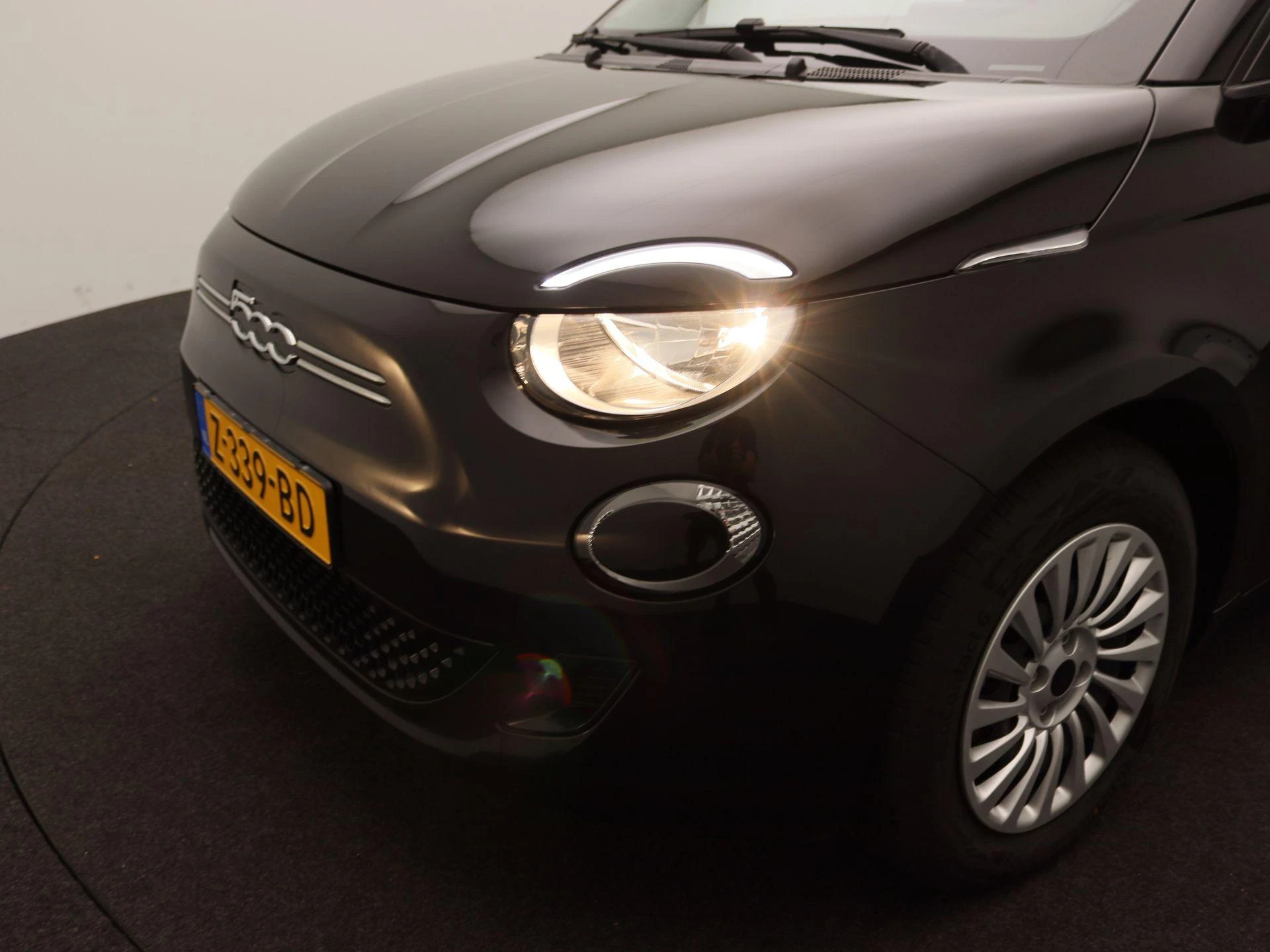 Fiat-500e-image-14