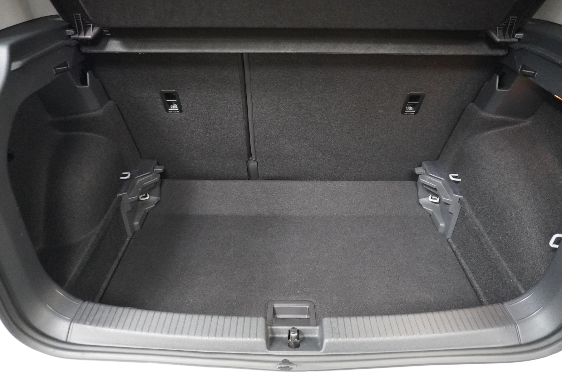 Volkswagen-T-Cross-image-13