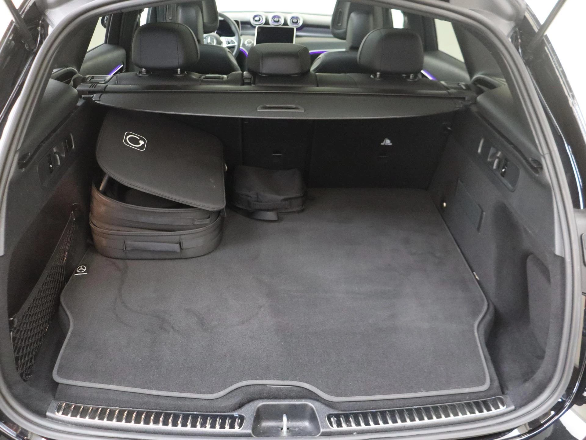 Mercedes-Benz-GLC-image-29