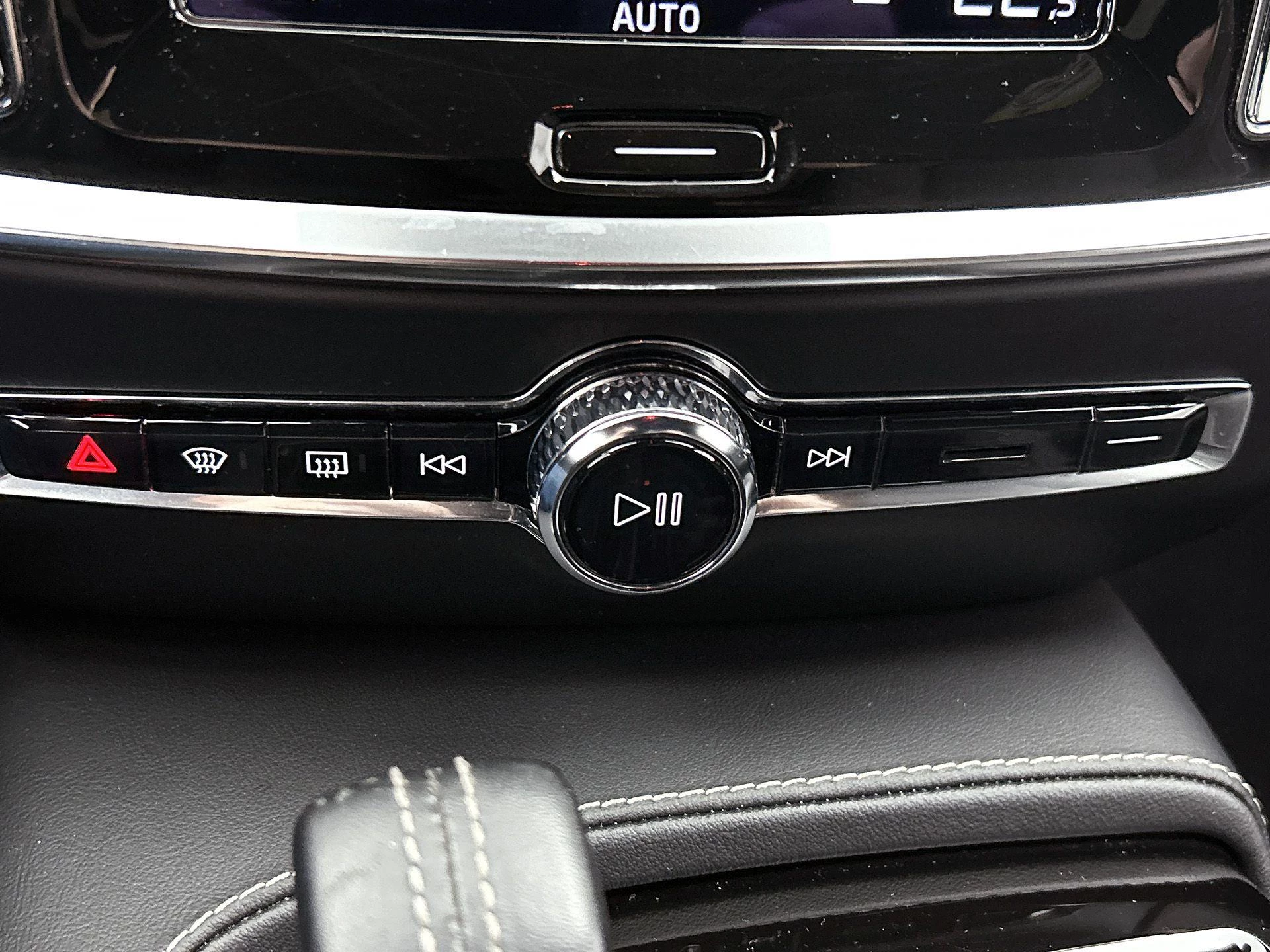Volvo S60 2.0 Recharge T6 AWD R-Design