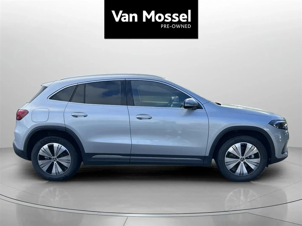 Mercedes-Benz-EQA-image-3