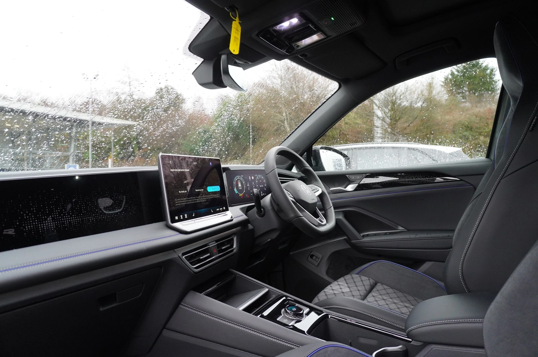 Volkswagen-Tiguan-image-1