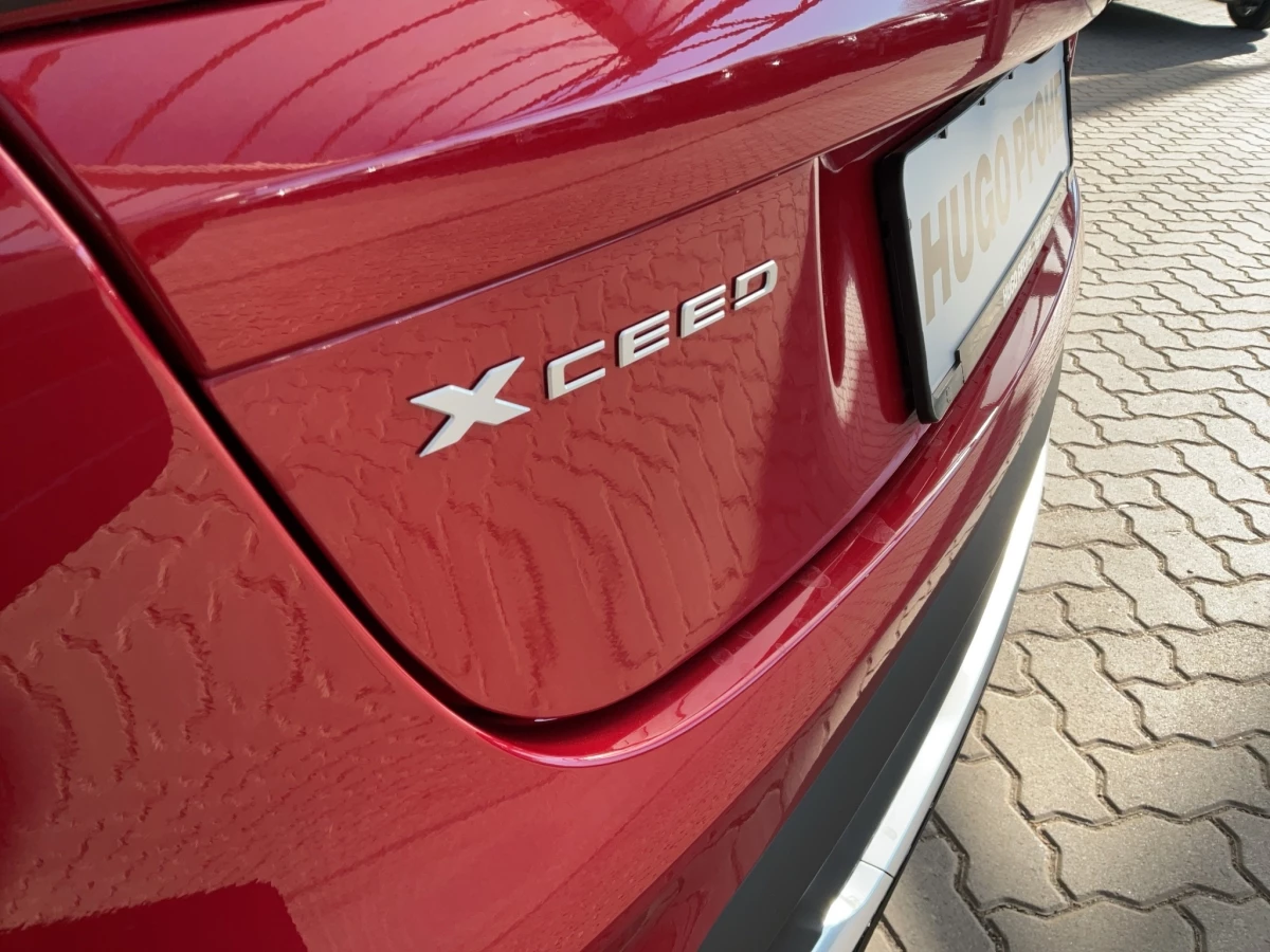 Kia-XCeed-image-24
