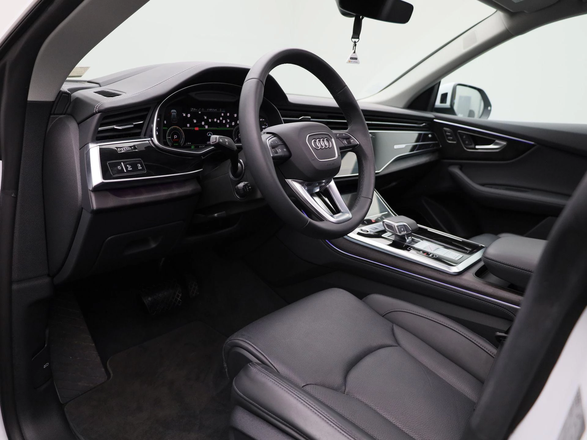 Audi-Q8-image-43