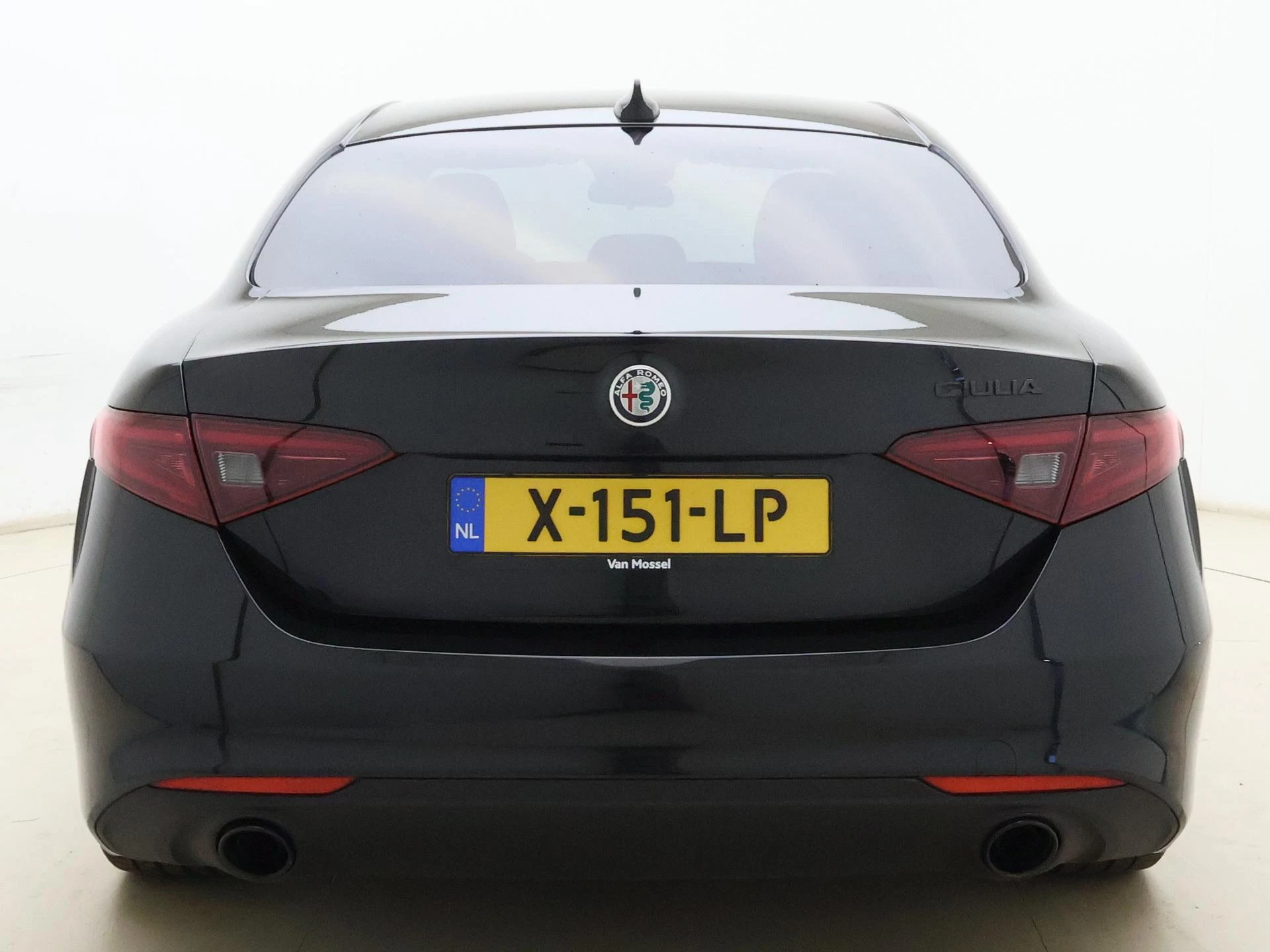 Alfa Romeo-Giulia-image-7