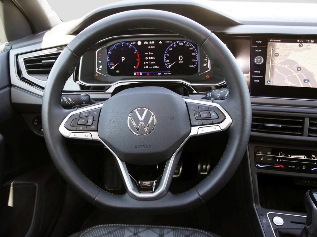 Volkswagen Polo VI 1.0 TSI DSG R-Line 17" Navi+VC ACC LED RFK+PDC SHZ