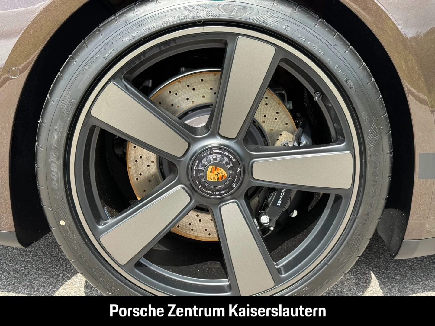 Porsche 911 992 Spirit 70 Burmester Clubleder InnoDrive spirit 70
