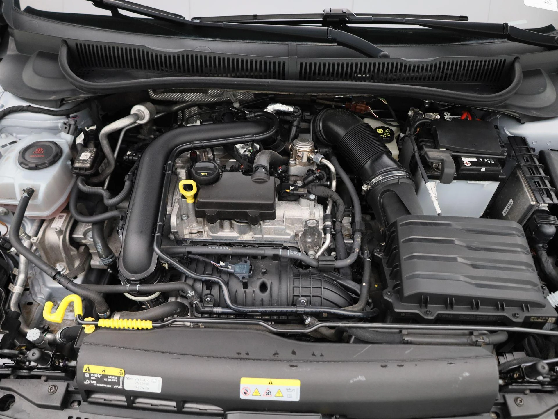 Volkswagen-Polo-image-34