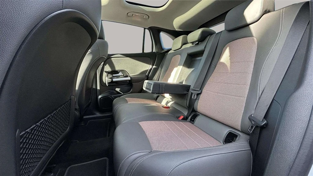 Mercedes-Benz-EQA-image-26