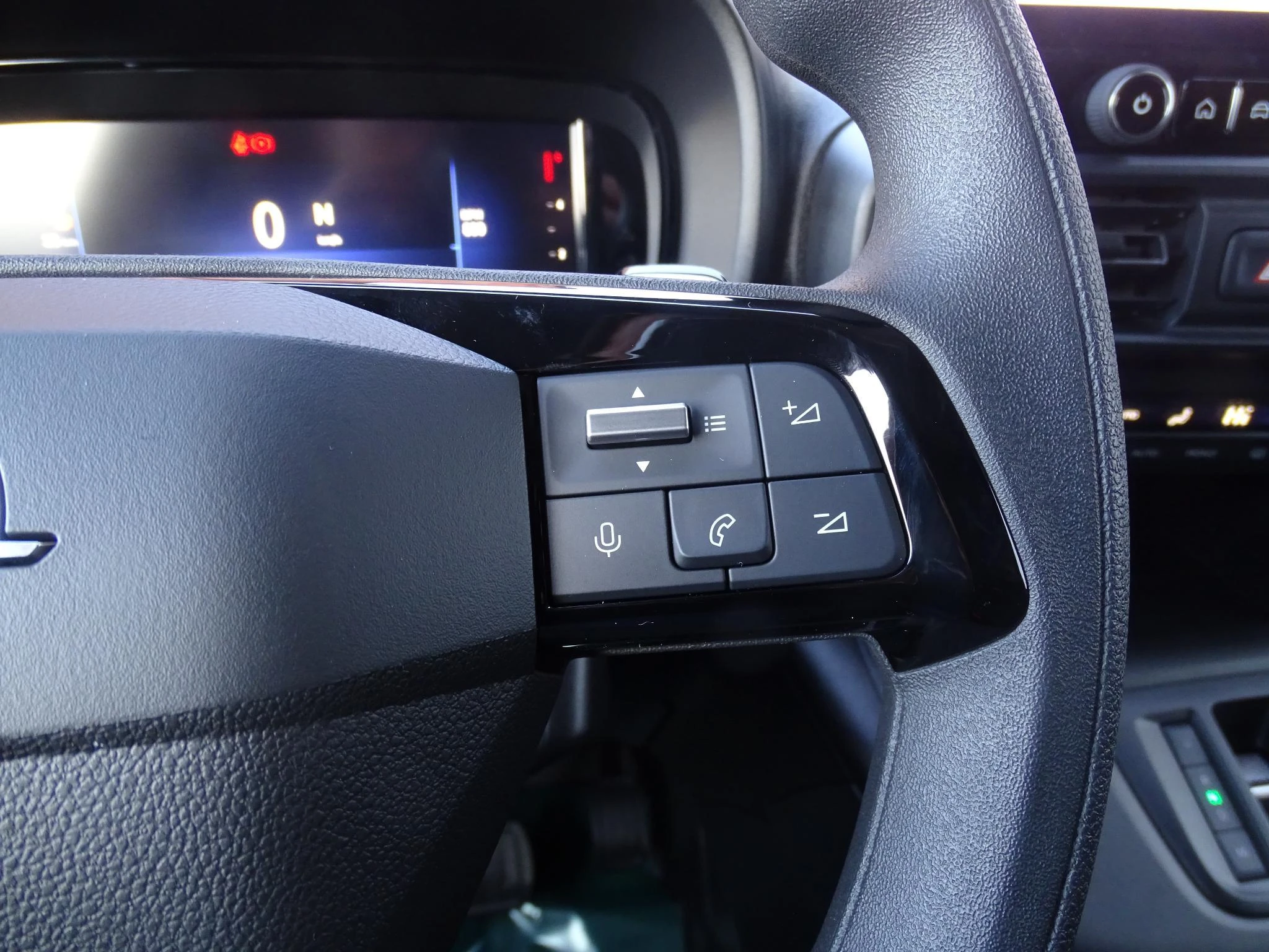 Opel-Combo-e-image-13