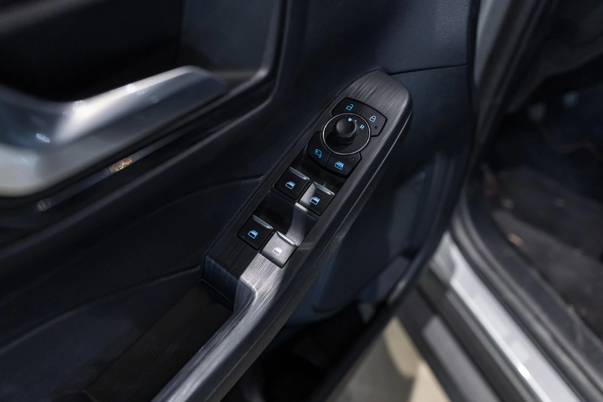 Ford-Kuga-image-19