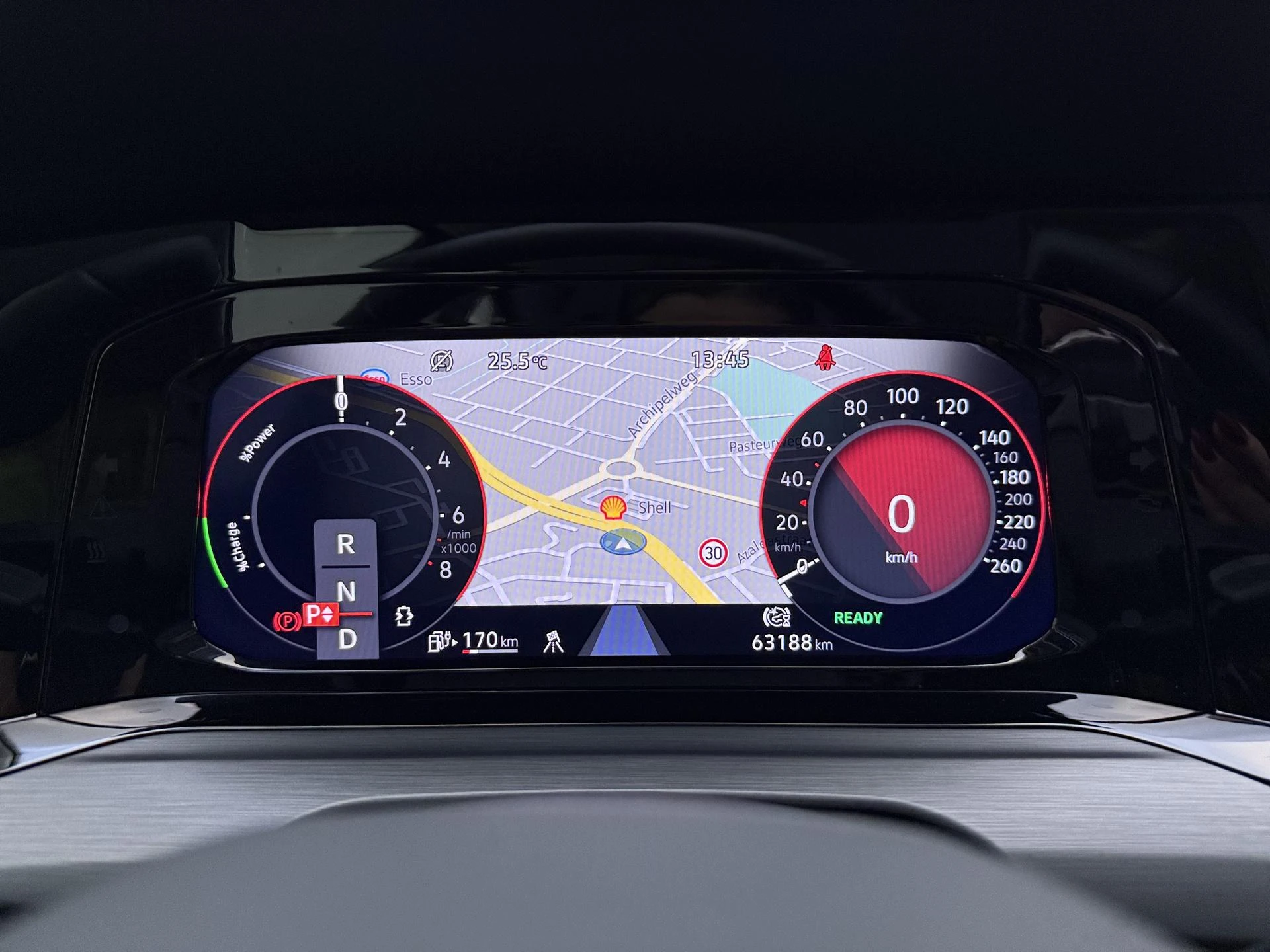 Volkswagen-Golf-image-17