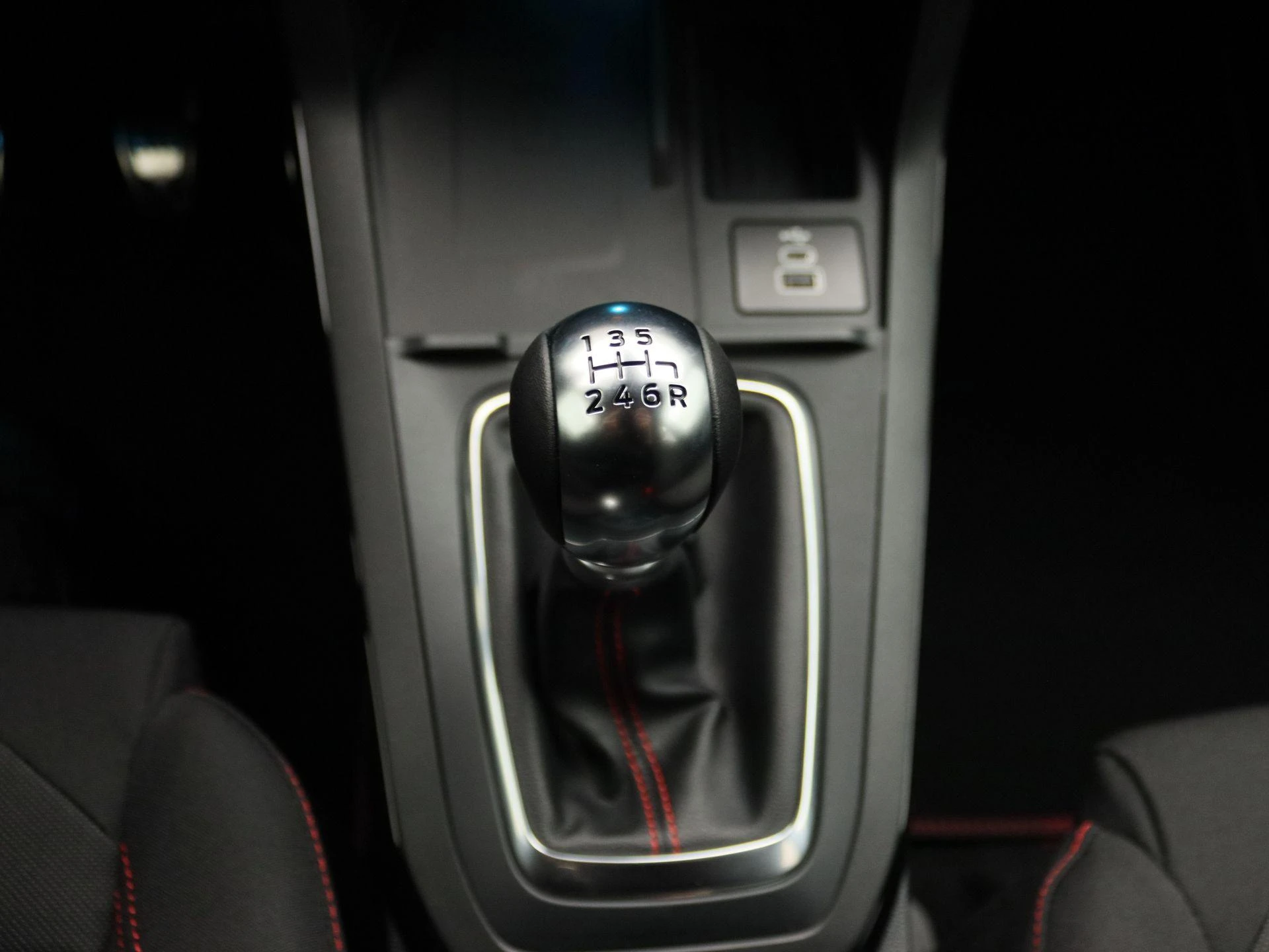 Ford-Puma-image-9