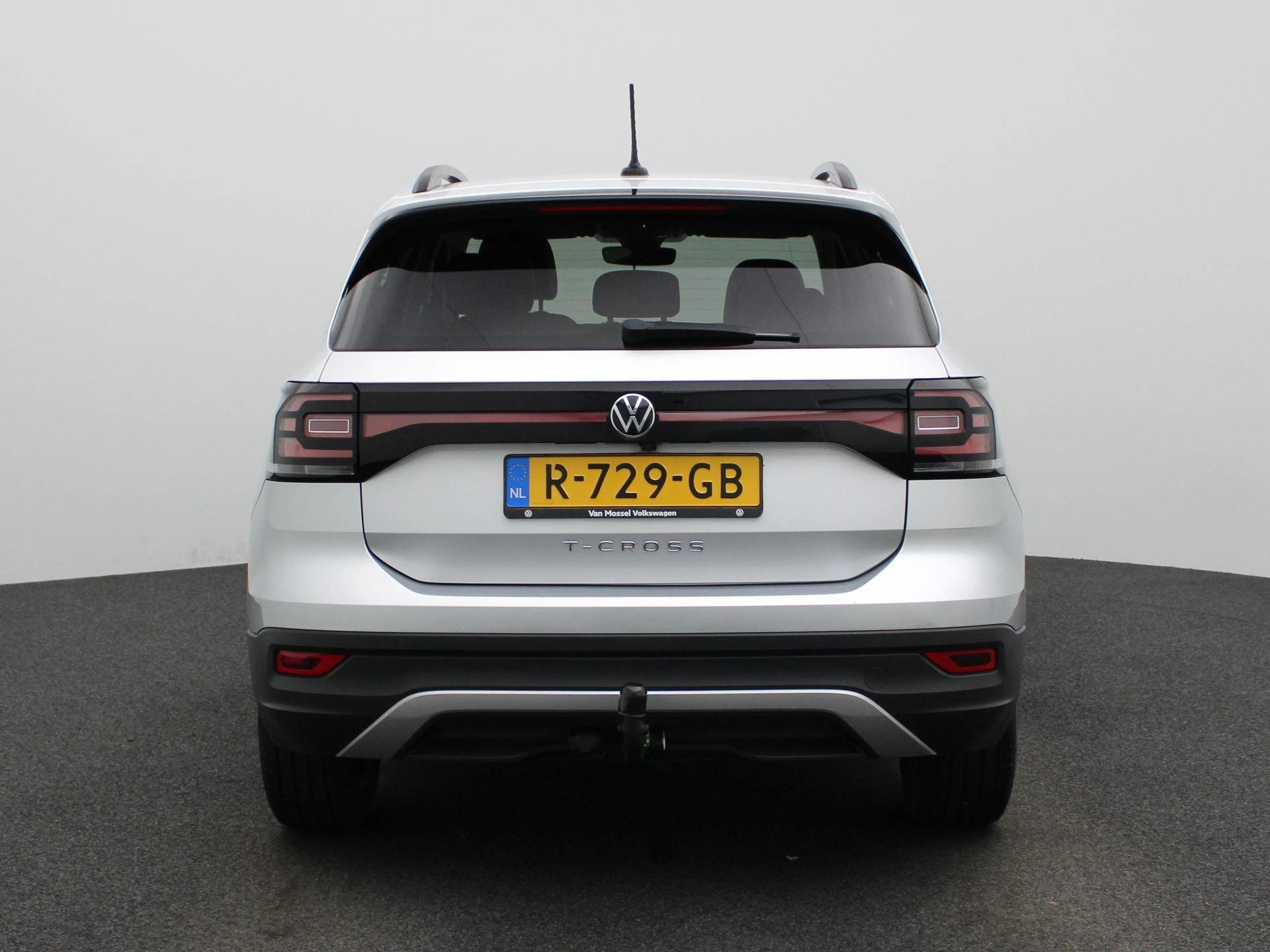 Volkswagen-T-Cross-image-4
