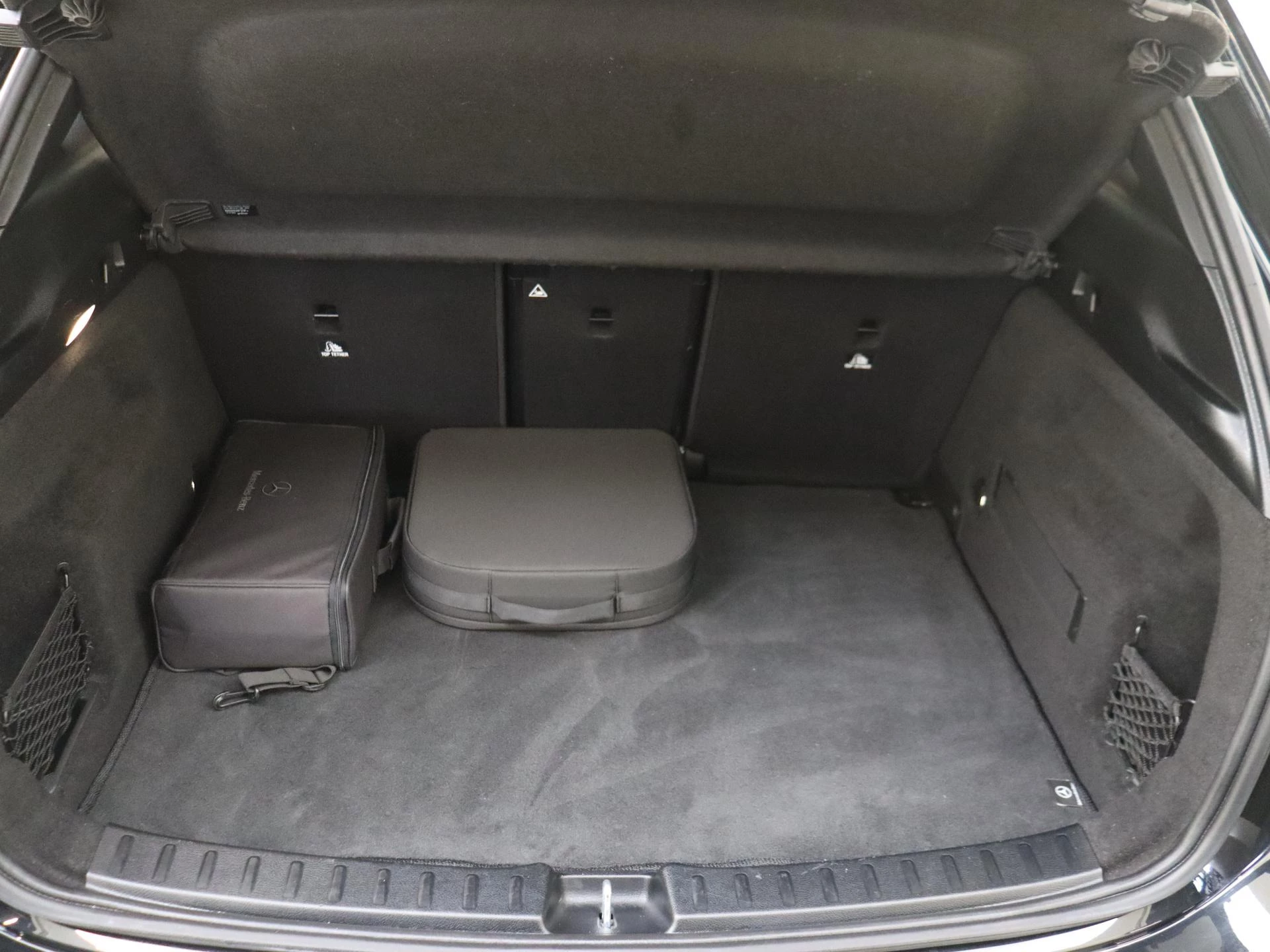 Mercedes-Benz-GLA-image-26