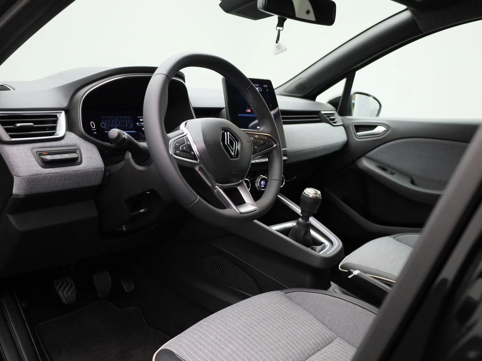 Renault Clio - 29