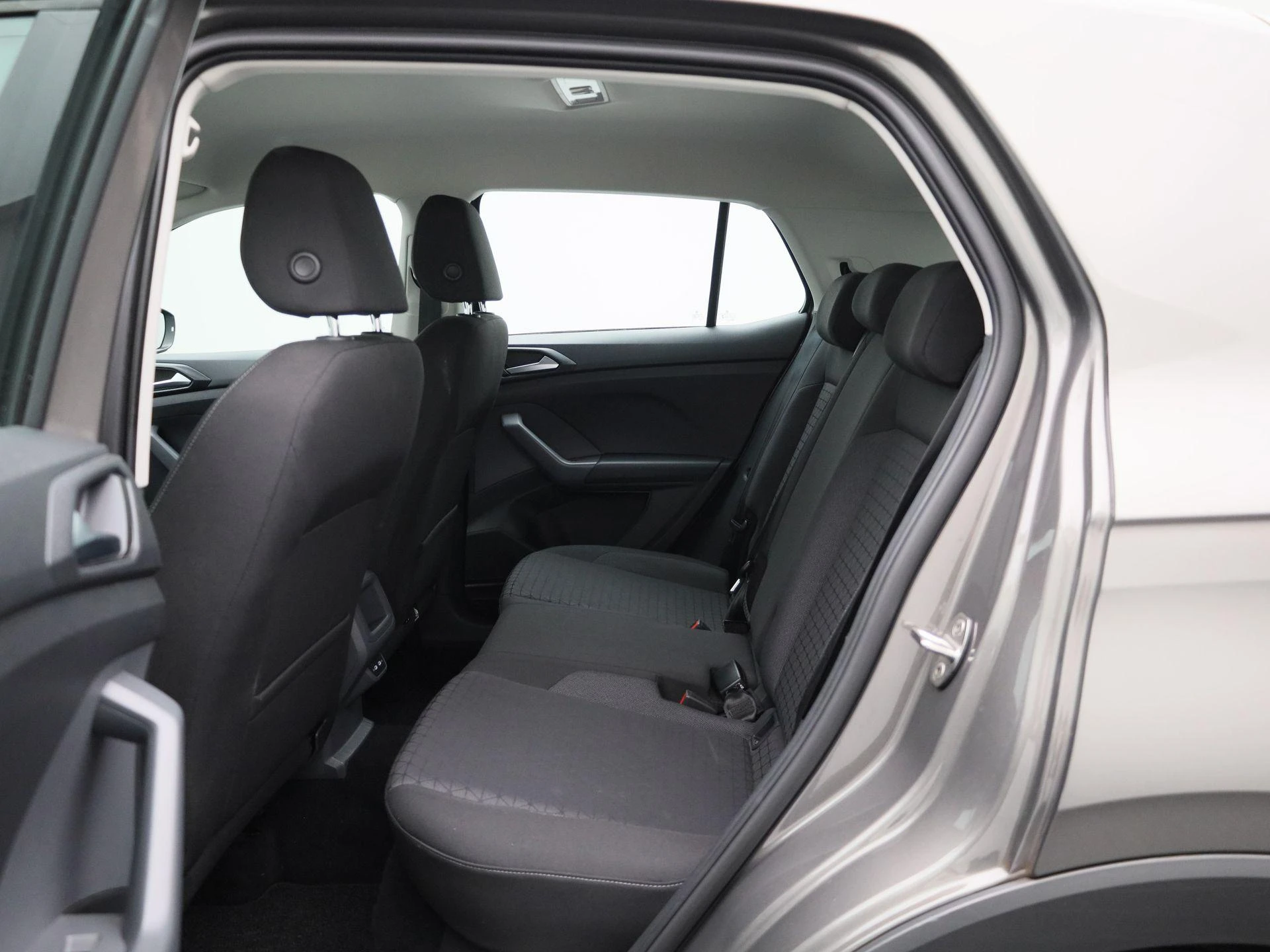 Volkswagen-T-Cross-image-9