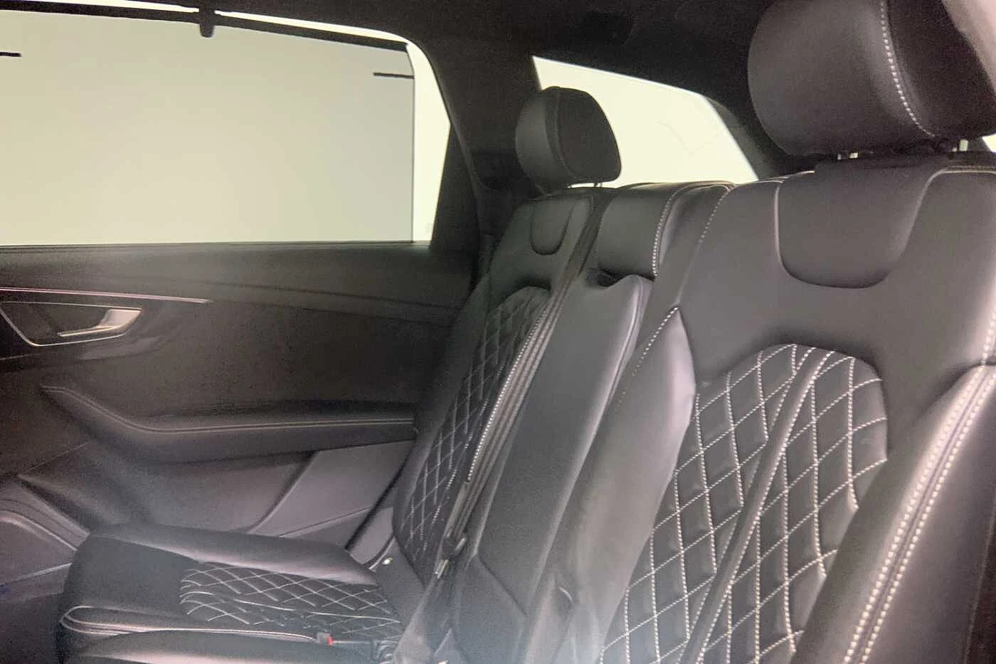 Audi-Q7-image-9