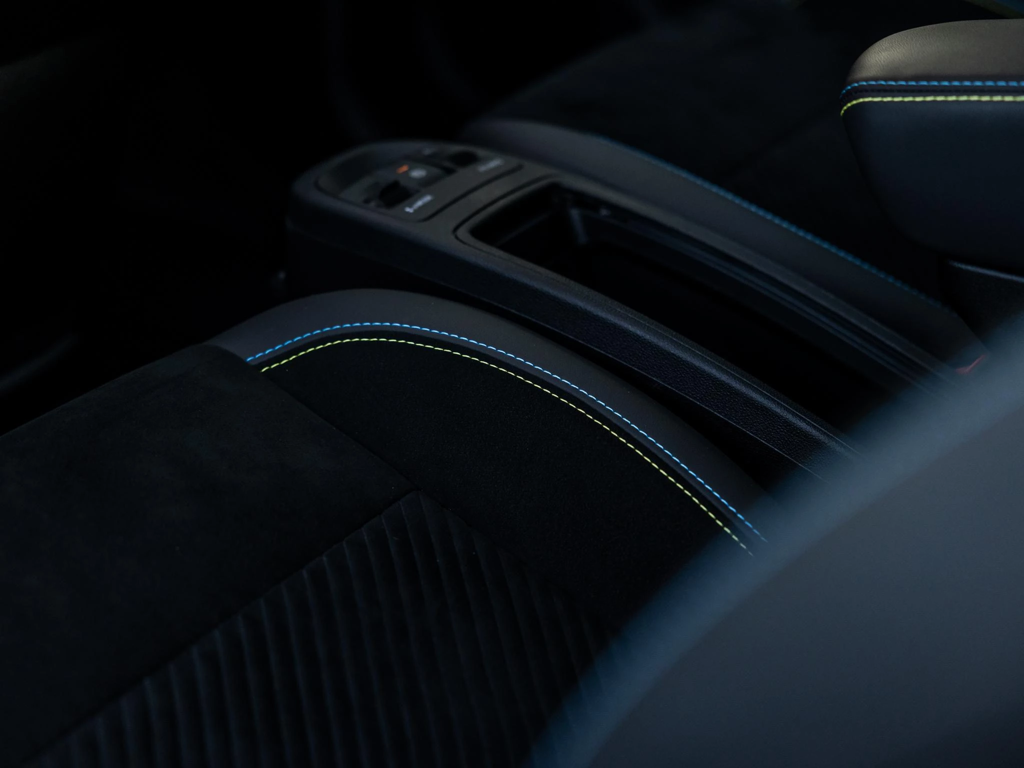 Abarth-500e-image-24