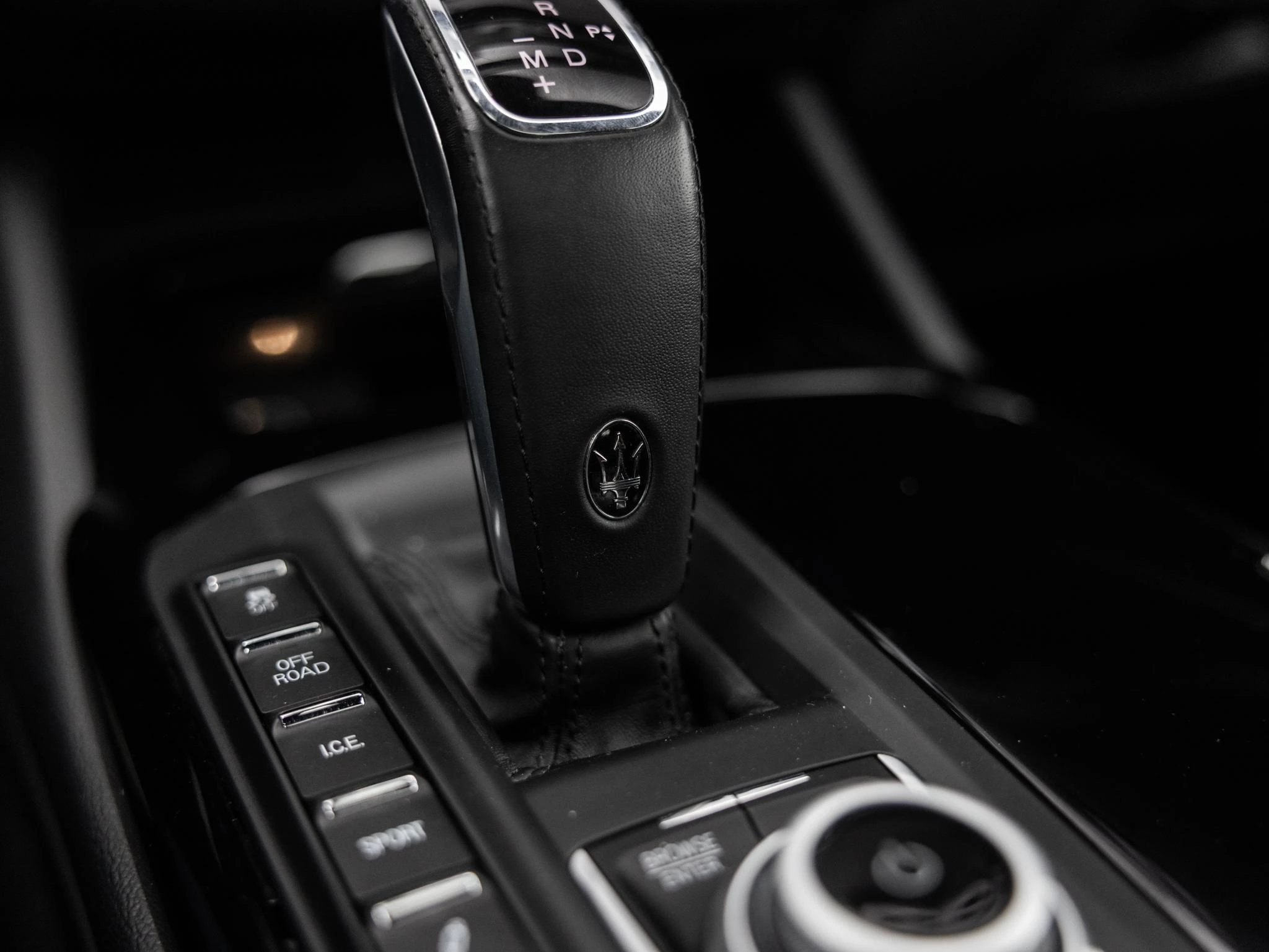 Maserati-Levante-image-52