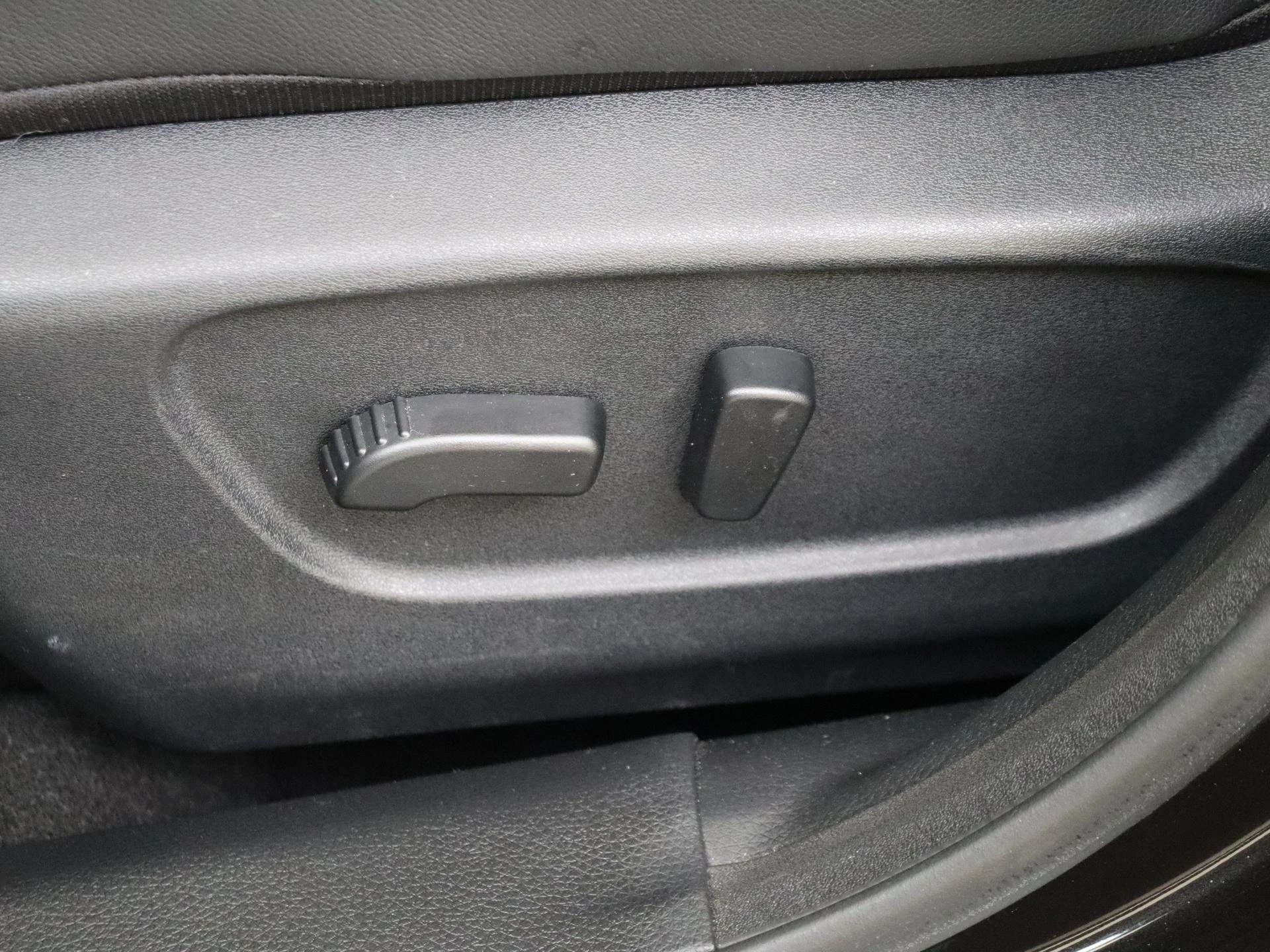Nissan-QASHQAI-image-28
