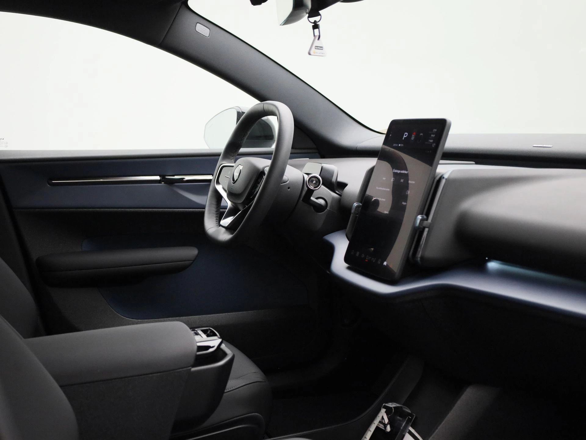 Volvo EX30 Twin Motor Performance Plus 69kw