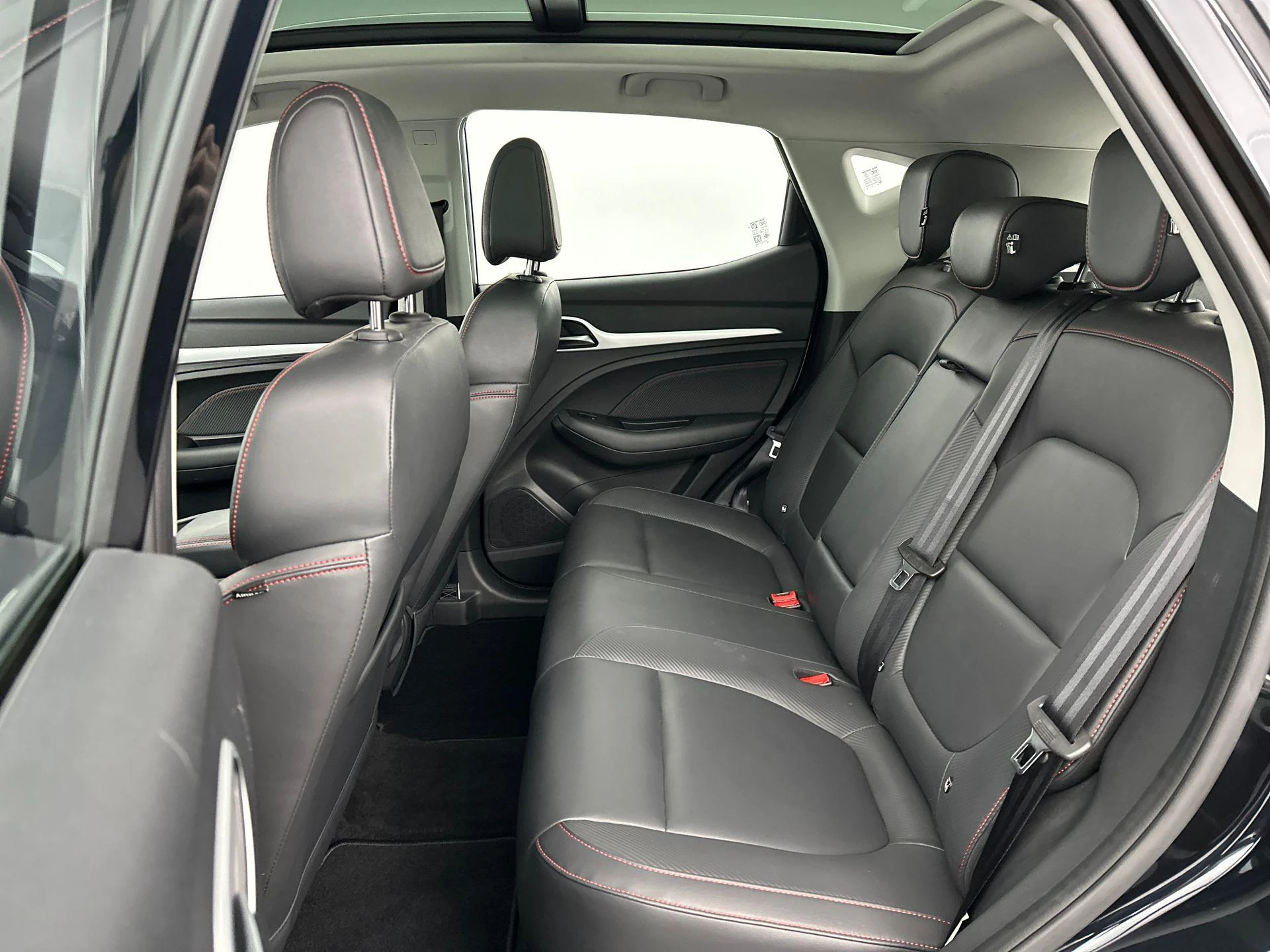 MG ZS EV Standard Range Luxury 50 kWh