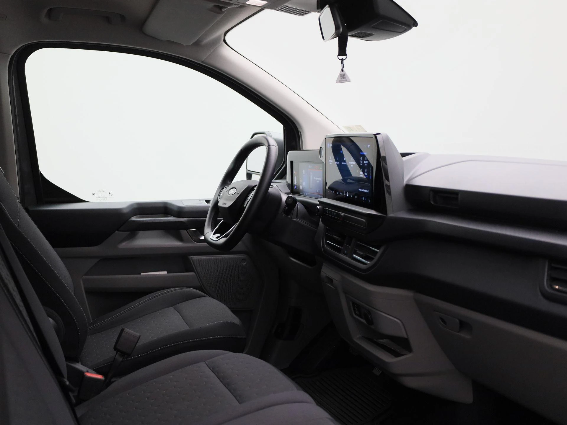 Ford-Transit Custom-image-29