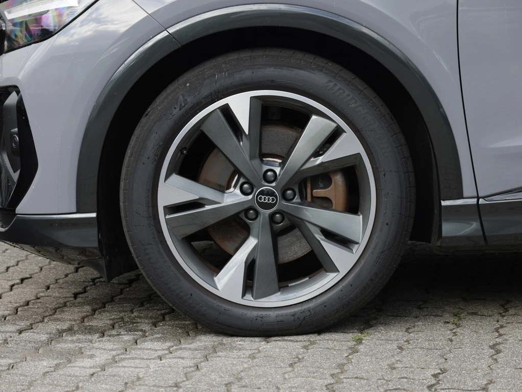 Audi-Q4 Sportback e-tron-image-4