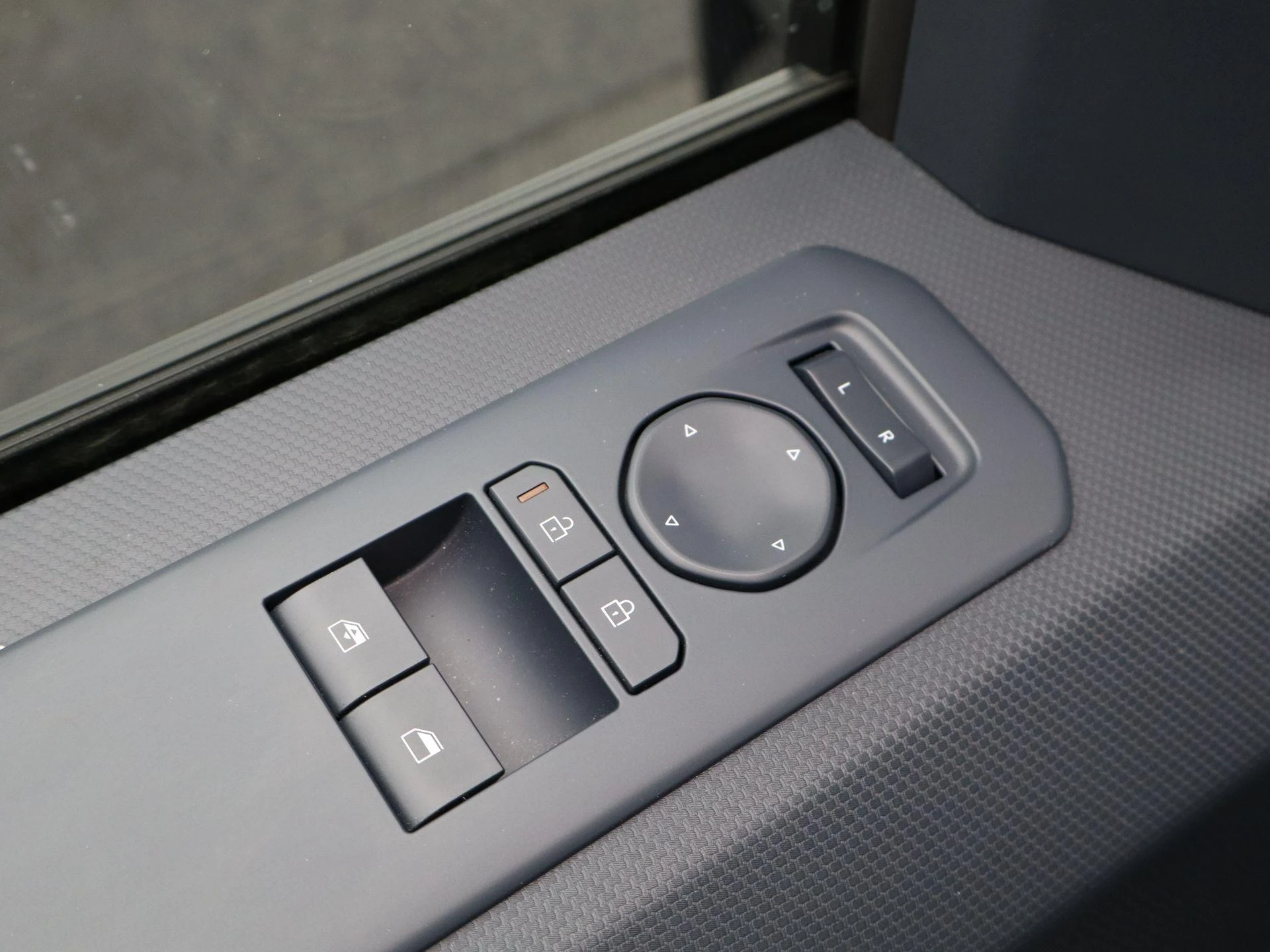 Kia-PV5-image-25