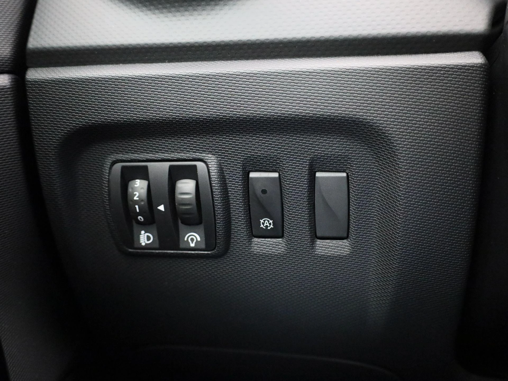 Renault-Captur-image-23