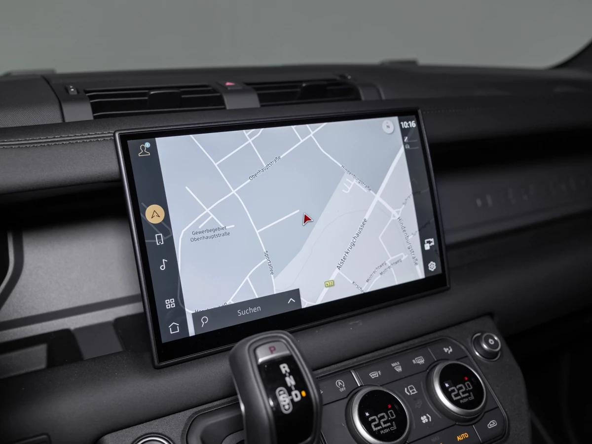 Land Rover-Defender-image-16