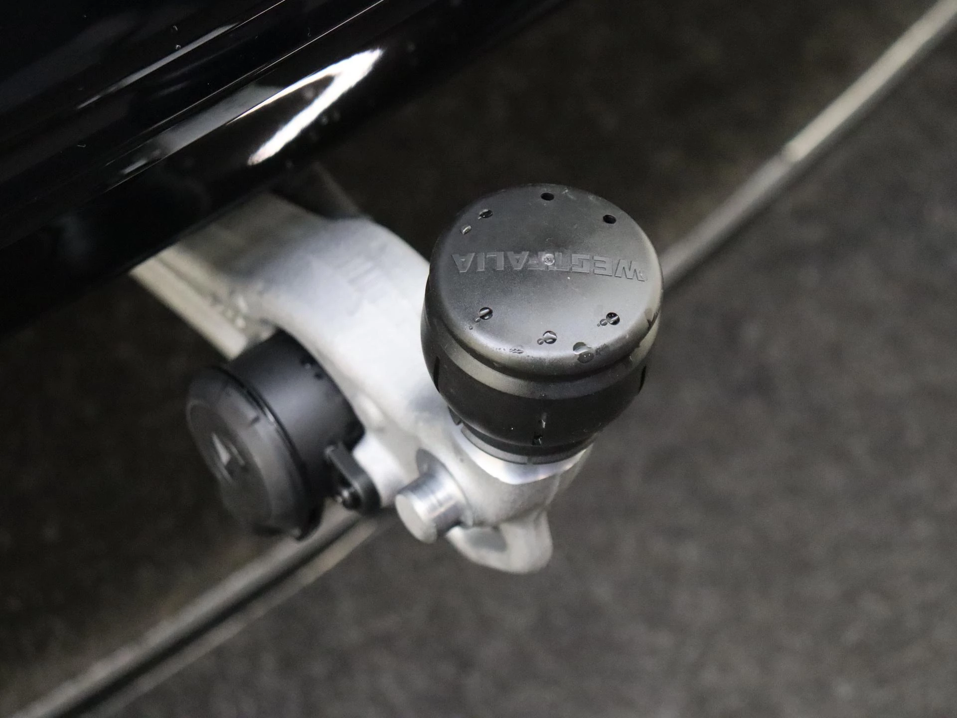 Mercedes-Benz-CLA-image-32