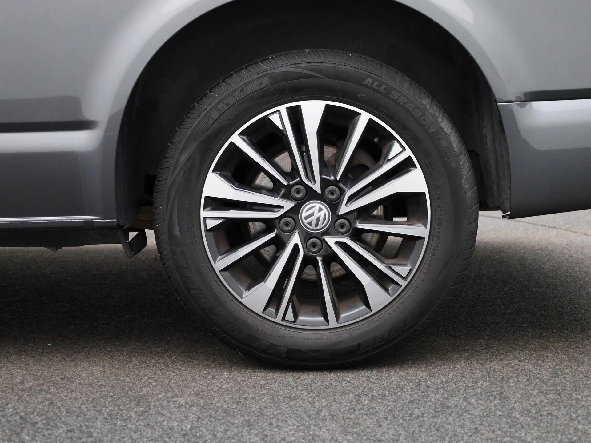 Volkswagen Transporter 2.0 TDI L2H1 204PK