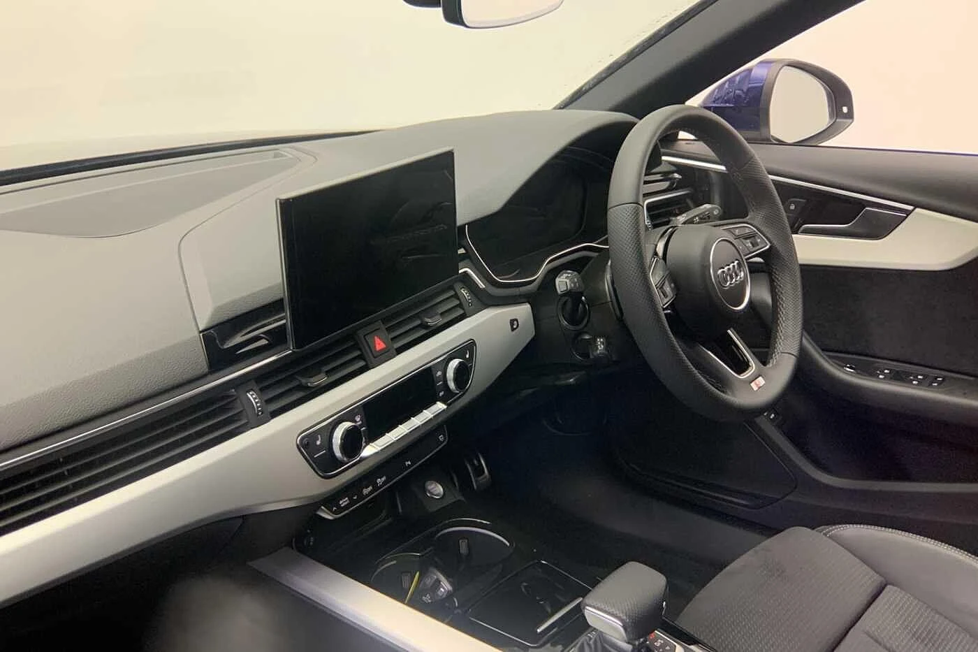 Audi-A4-image-11