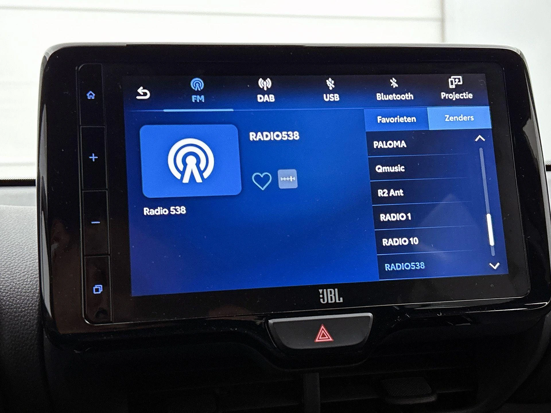 Toyota-Yaris Cross-image-6