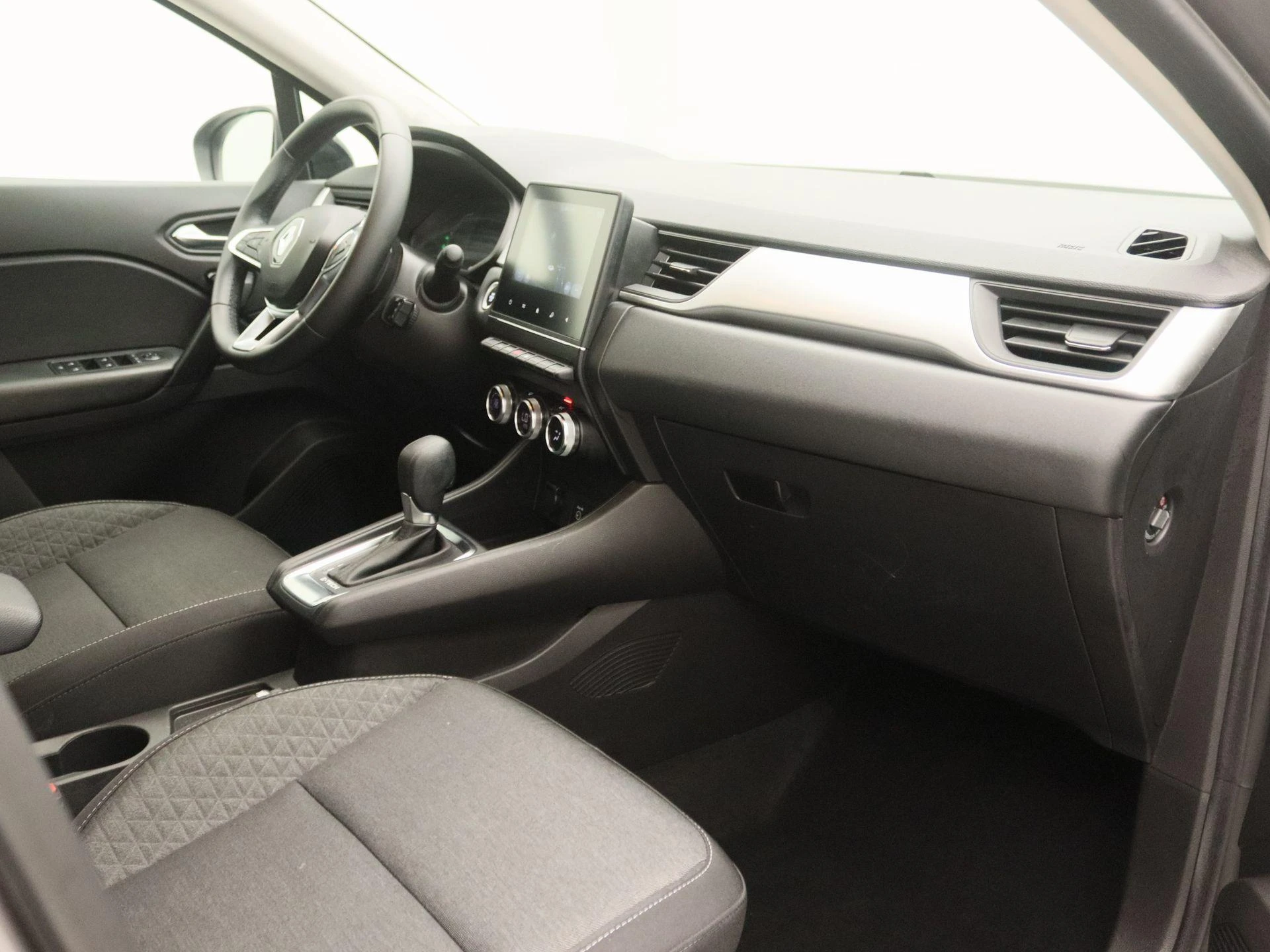 Renault-Captur-image-21