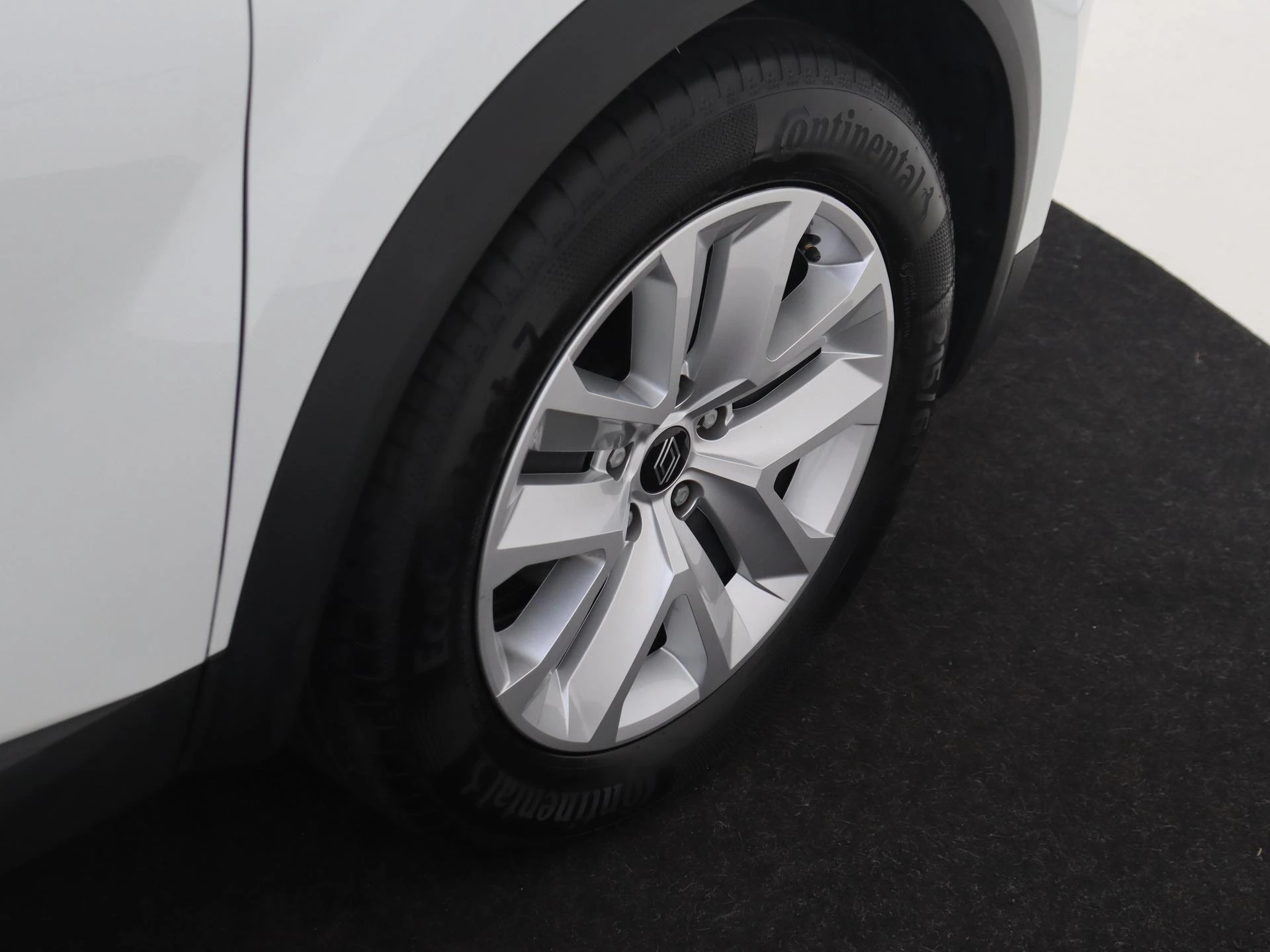 Renault-Captur-image-10