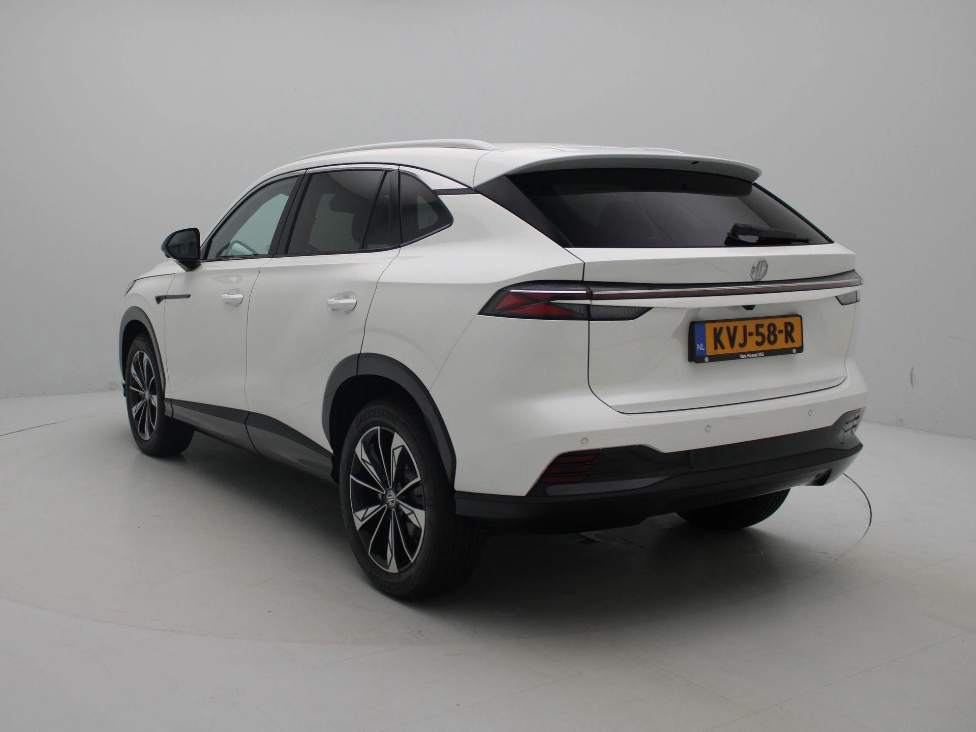 MG-HS-image-2