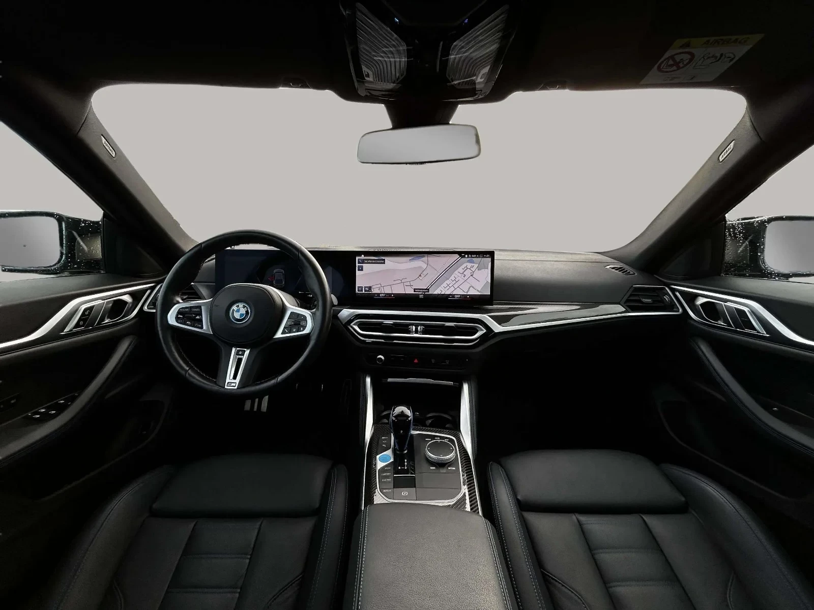 BMW-i4-image-15