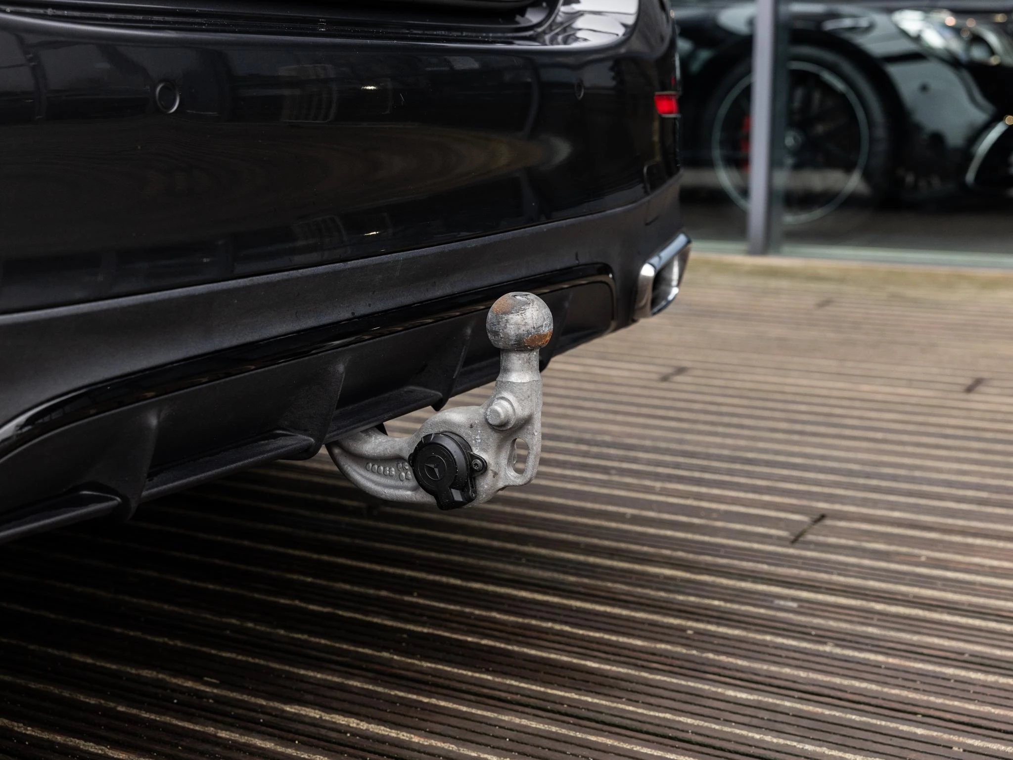 Mercedes-Benz-E-Klasse-image-16