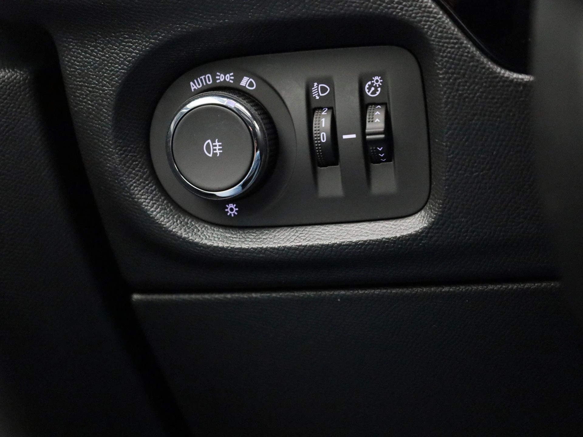 Opel-Corsa-image-25
