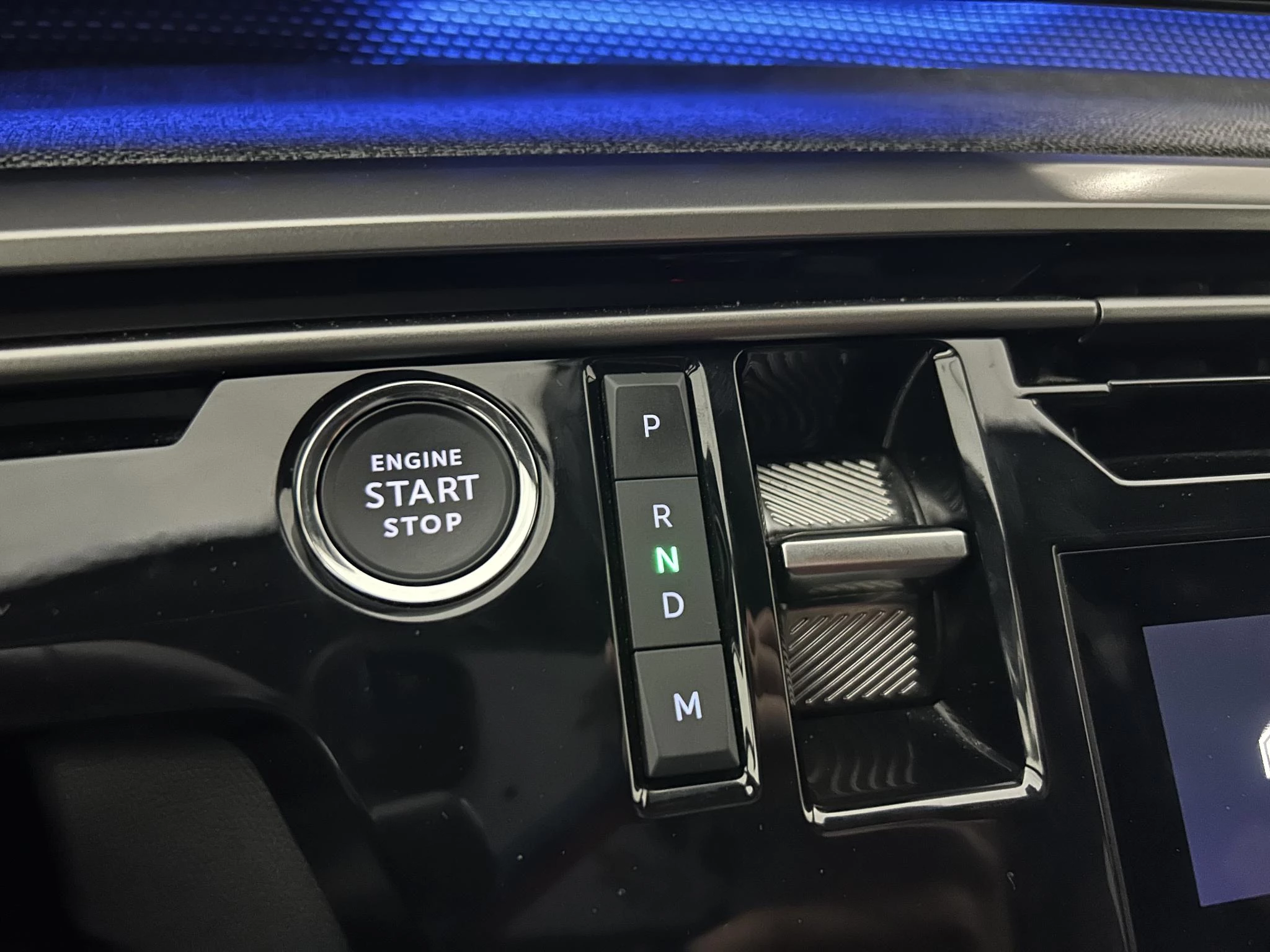 Peugeot 5008 1.2 Hybrid 145 GT 7p