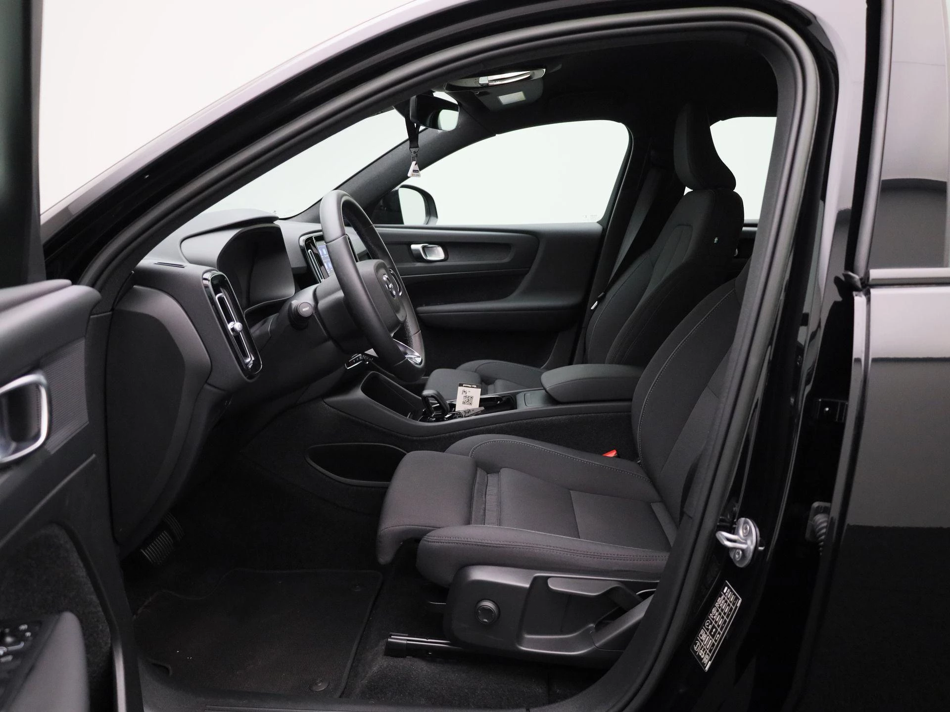 Volvo-XC40-image-8