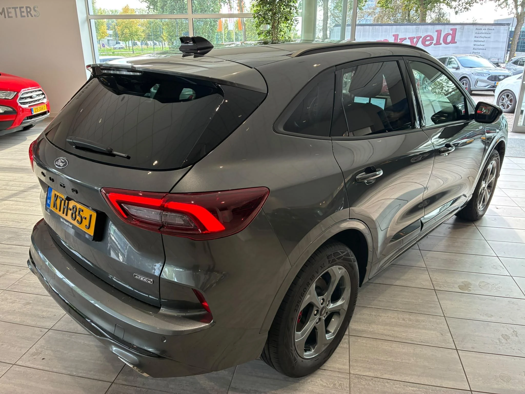 Ford-Kuga-image-4