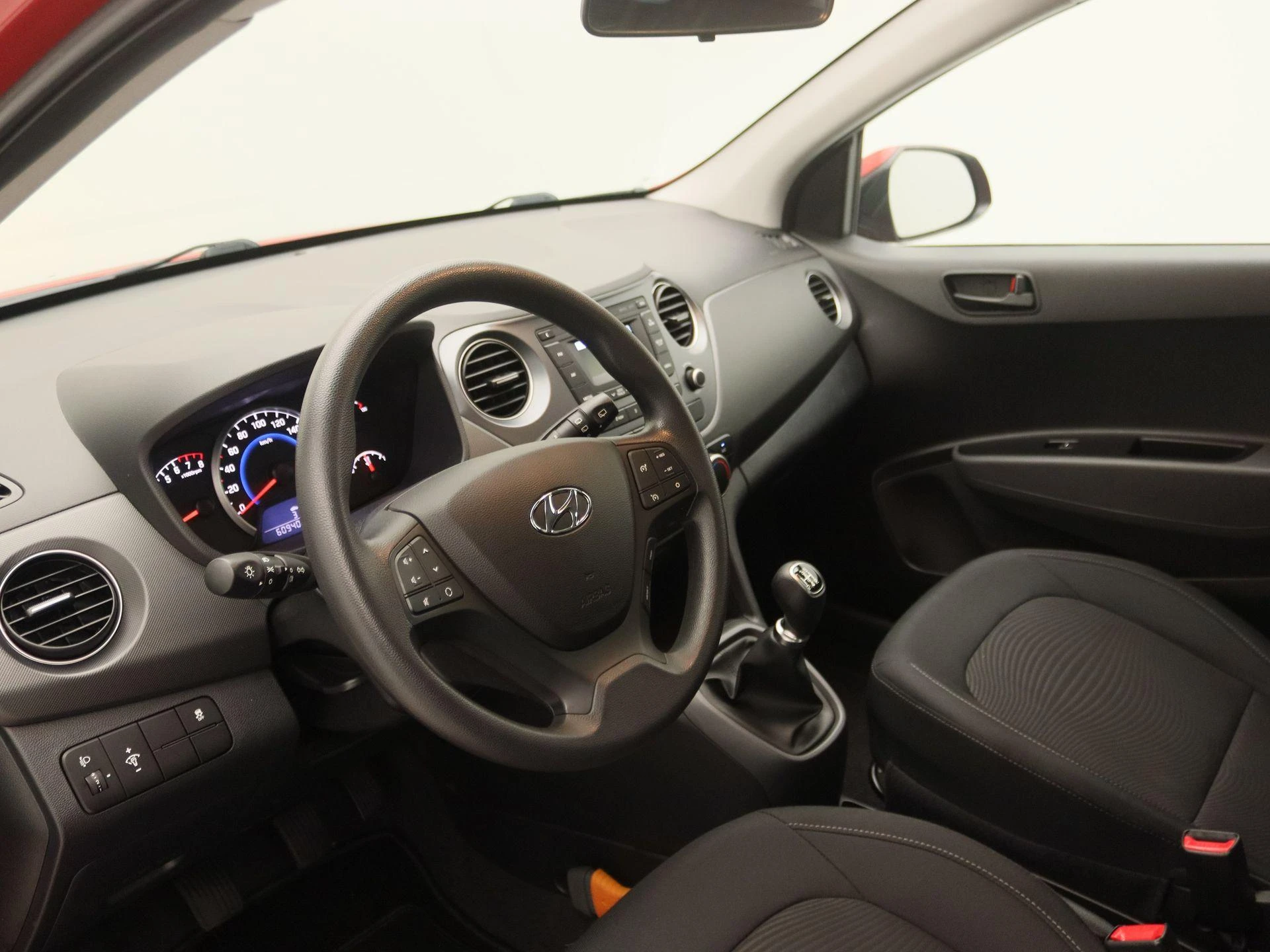 Hyundai-i10-image-21