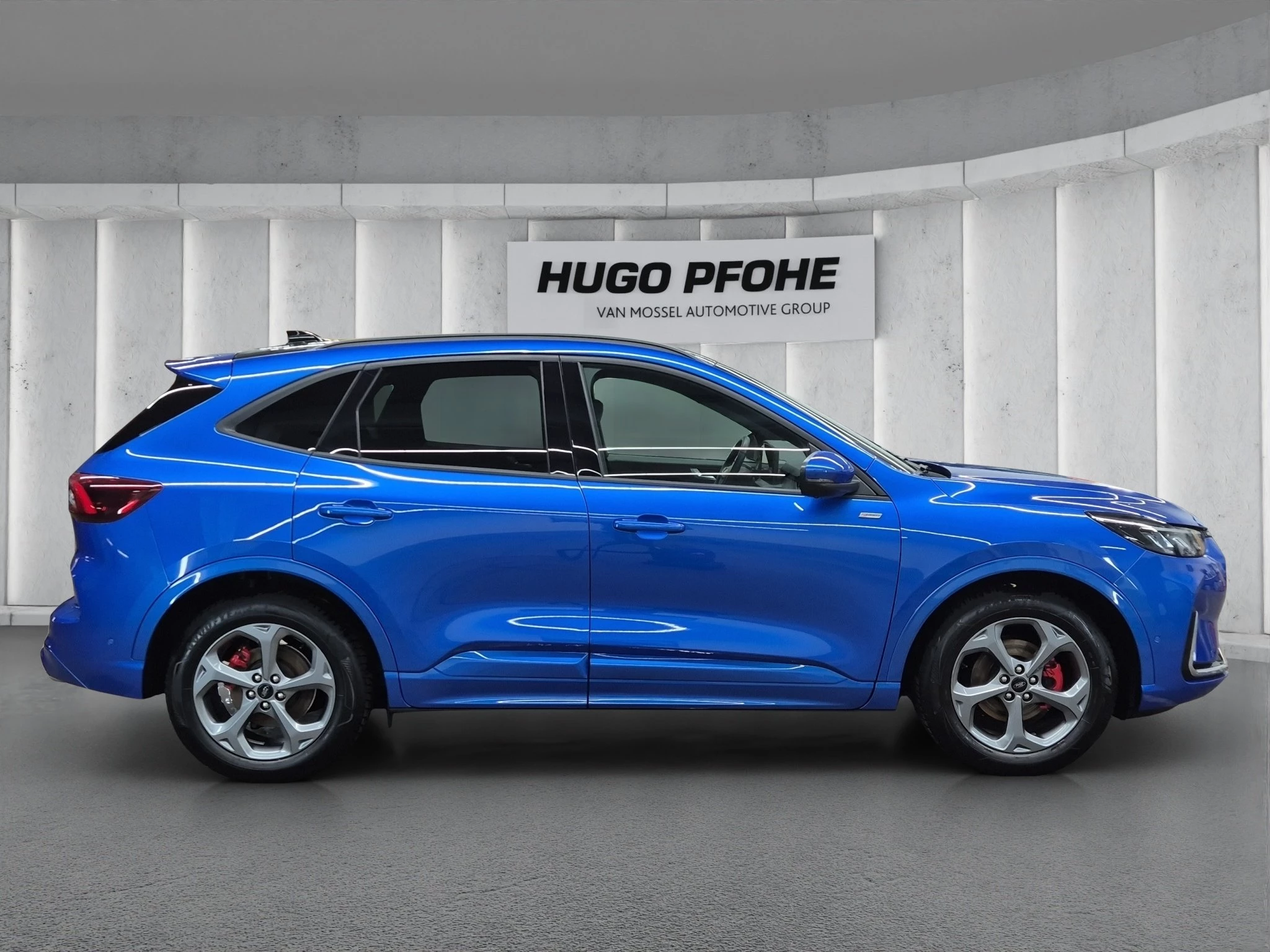 Ford Kuga ST-Line X*PANO*AHK*LED-MATRIX*360GRAD*ACC*NAVI*SOUND-SYS.