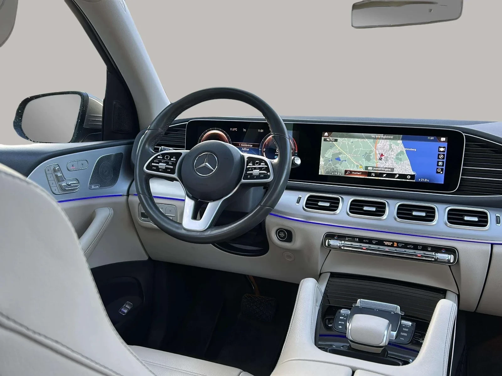Mercedes-Benz-GLE-image-14
