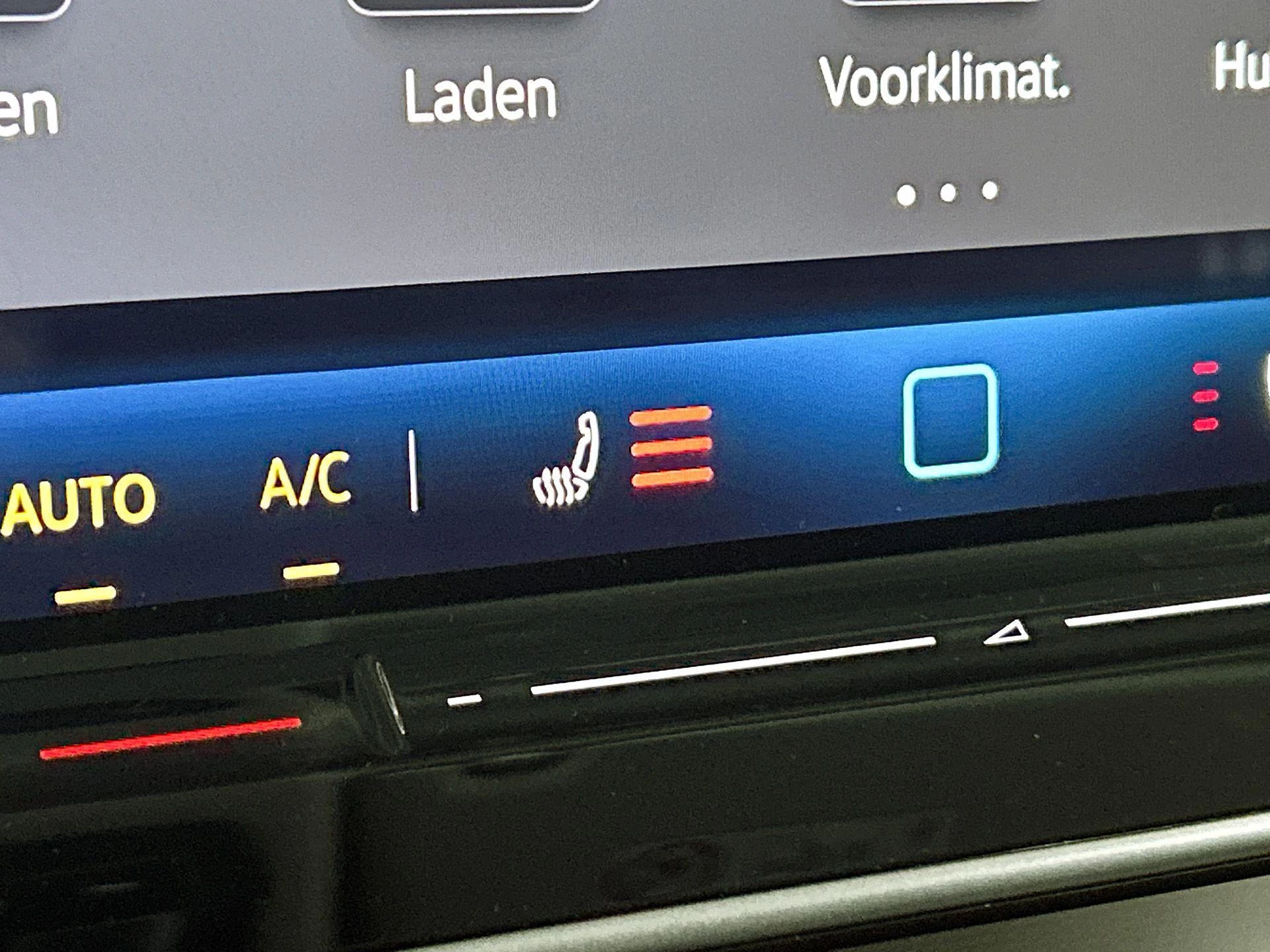 Volkswagen-ID. Buzz Cargo-image-7