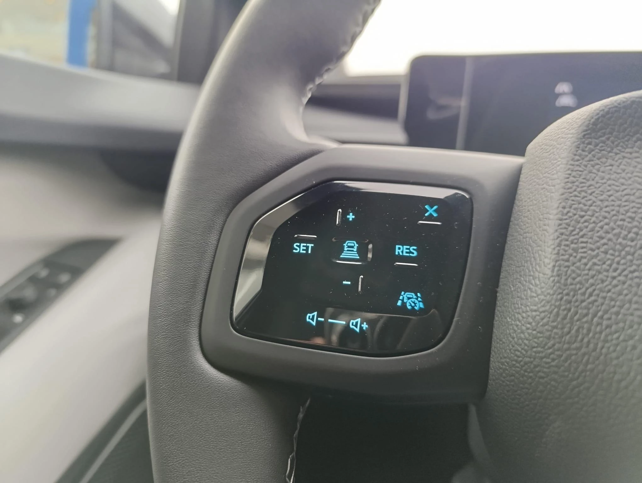 Ford-Explorer-image-14